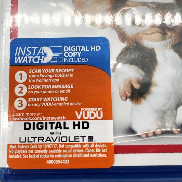 Gremlins Blu Ray DVD 25th Anniversary Edition Digital HD Movie-FREE Poltergeist - Picture 5 of 12